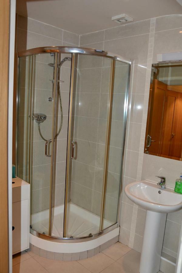 Apartment 3, Oakleigh House, Donnybrook Hill, Douglas Cork Ngoại thất bức ảnh